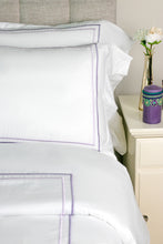 Load image into Gallery viewer, Violet Square Shades