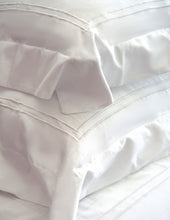 Load image into Gallery viewer, White Basic Set