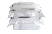 Load image into Gallery viewer, Grey Square Shades